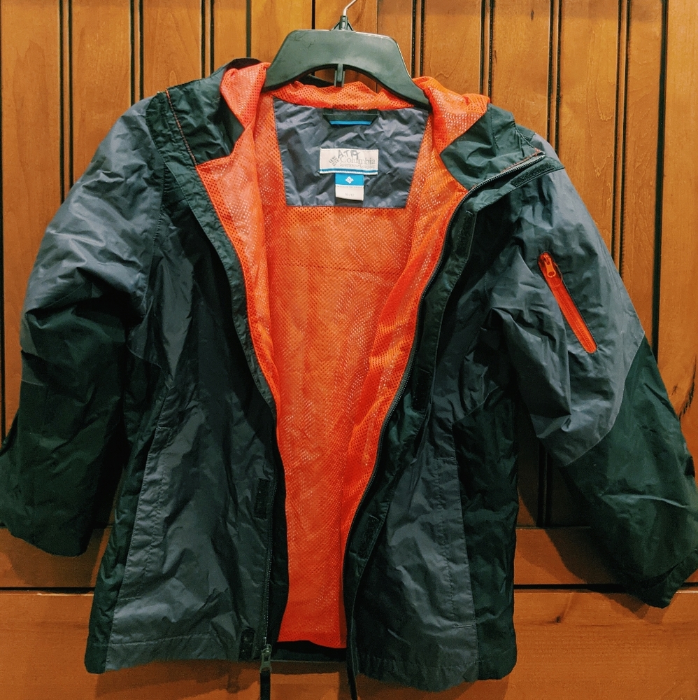 Columbia Waterproof Jacket + free hat!